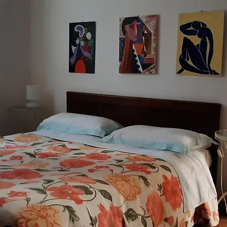 Fabiola Nocleg ze śniadaniem 5*