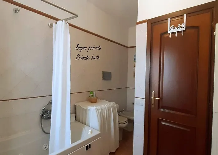 Fabiola Alojamento de Acomodação e Pequeno-almoço Marino