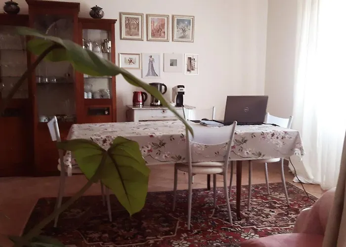 Alojamento de Acomodação e Pequeno-almoço Fabiola 5*